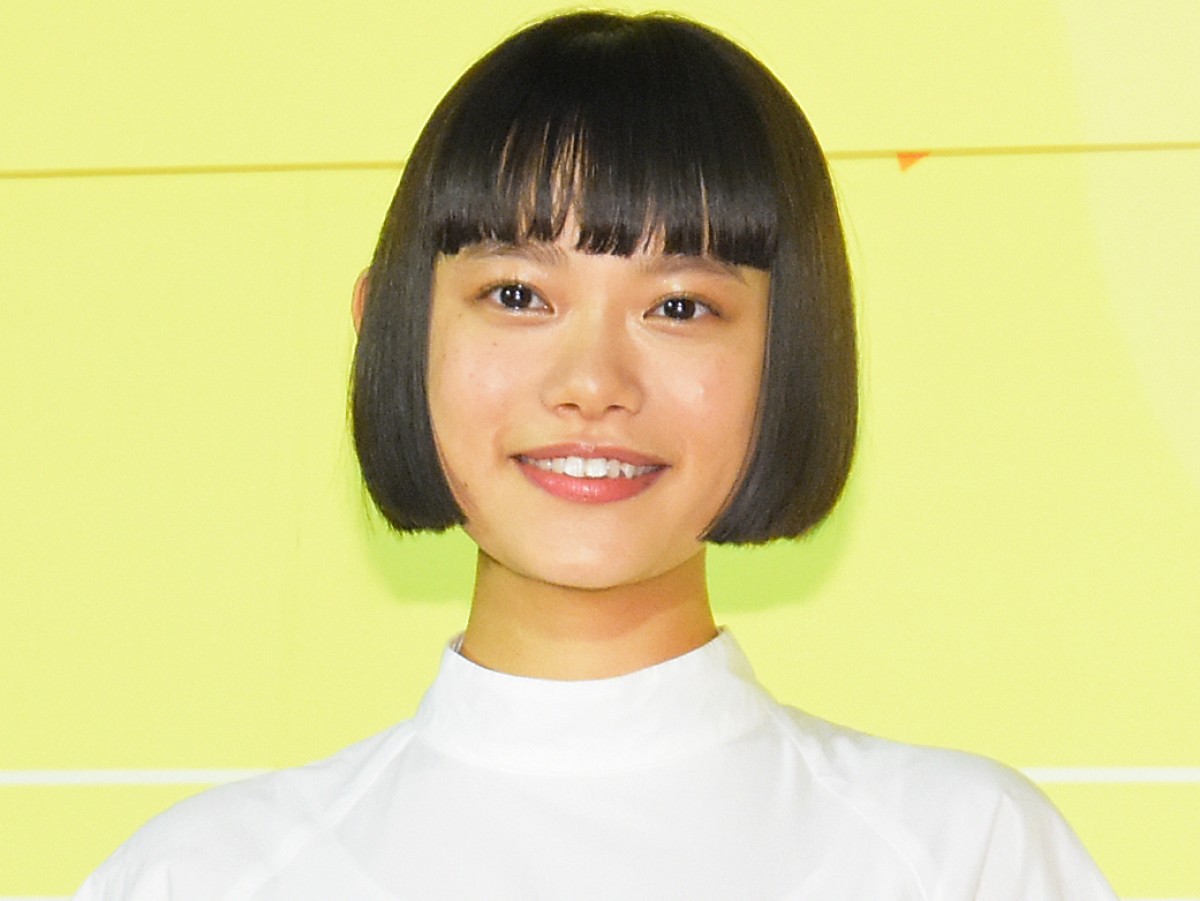 杉咲花「頑張りまチュー」 ねずみ姿の自撮りショットに「可愛いでチュー」の声