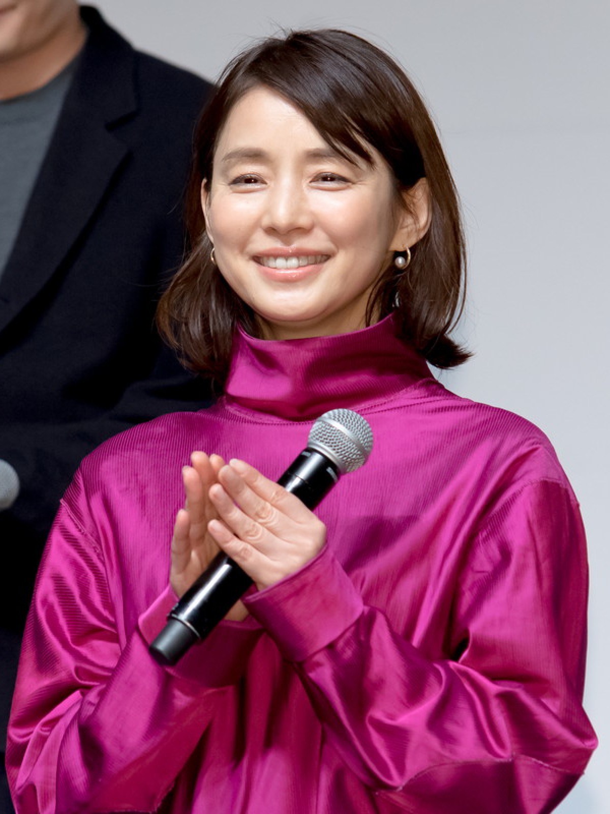 石田ゆり子、キャストと渋谷周遊で「若者グループとそうでもないグループ」で対立!?