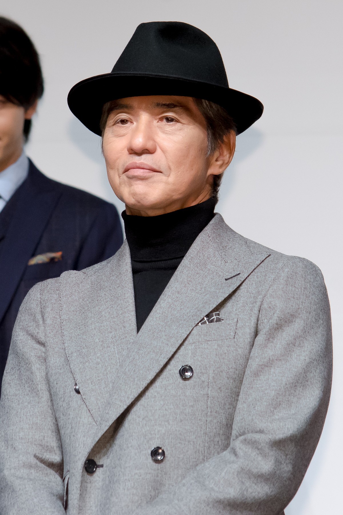石田ゆり子、キャストと渋谷周遊で「若者グループとそうでもないグループ」で対立!?
