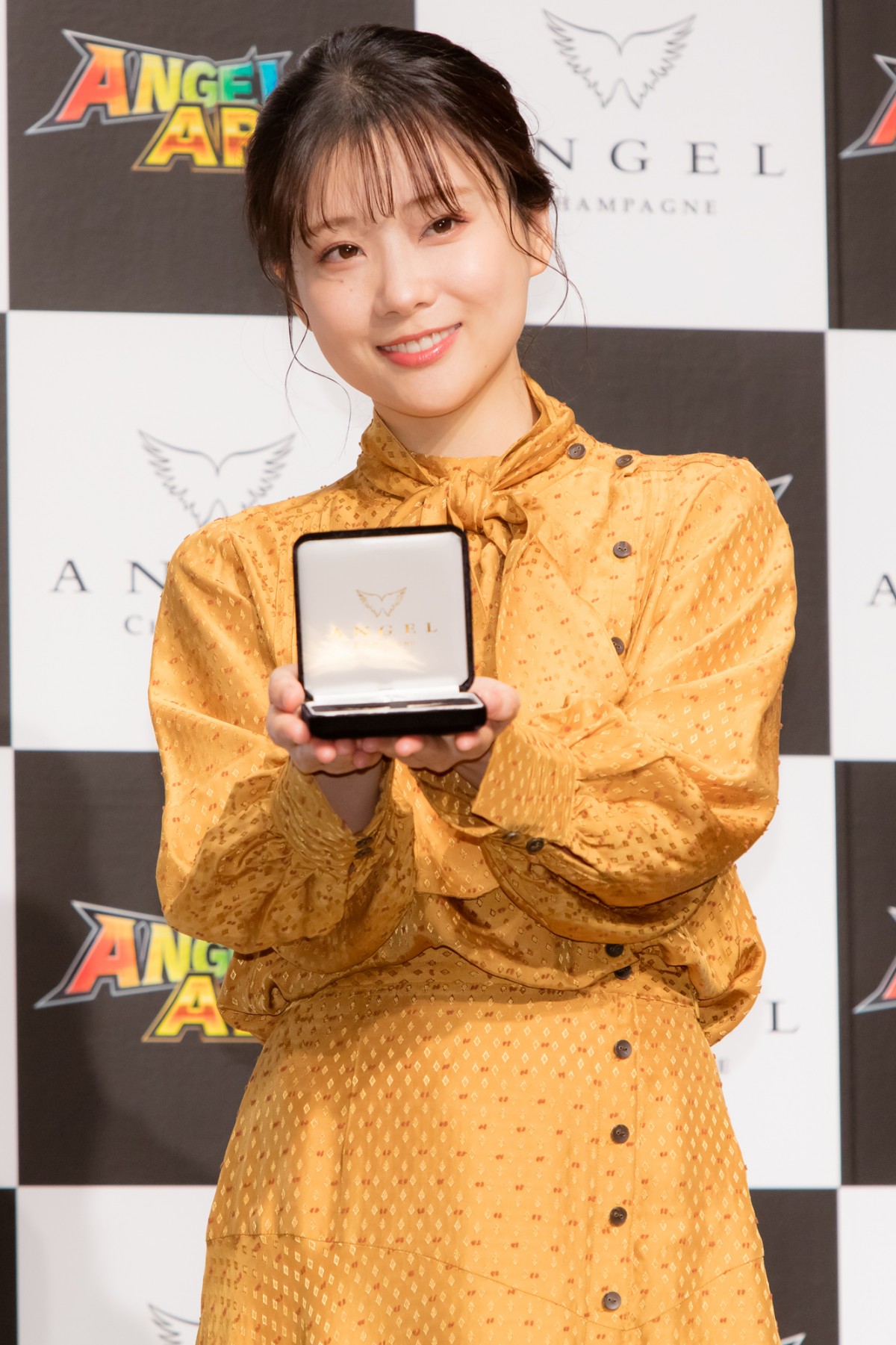 重盛さと美、2000万回再生のラップ動画は「ソファに座ってたら急に浮かんで」