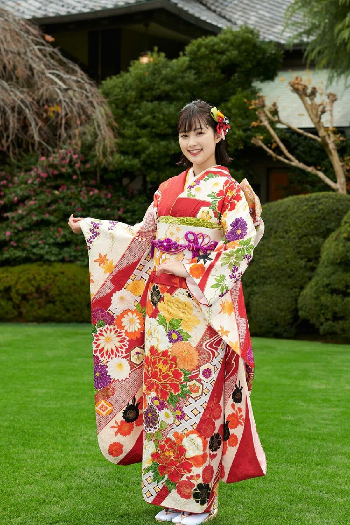 美の競演！ 小芝風花、高橋ひかる、本田望結ら晴れ着姿を披露