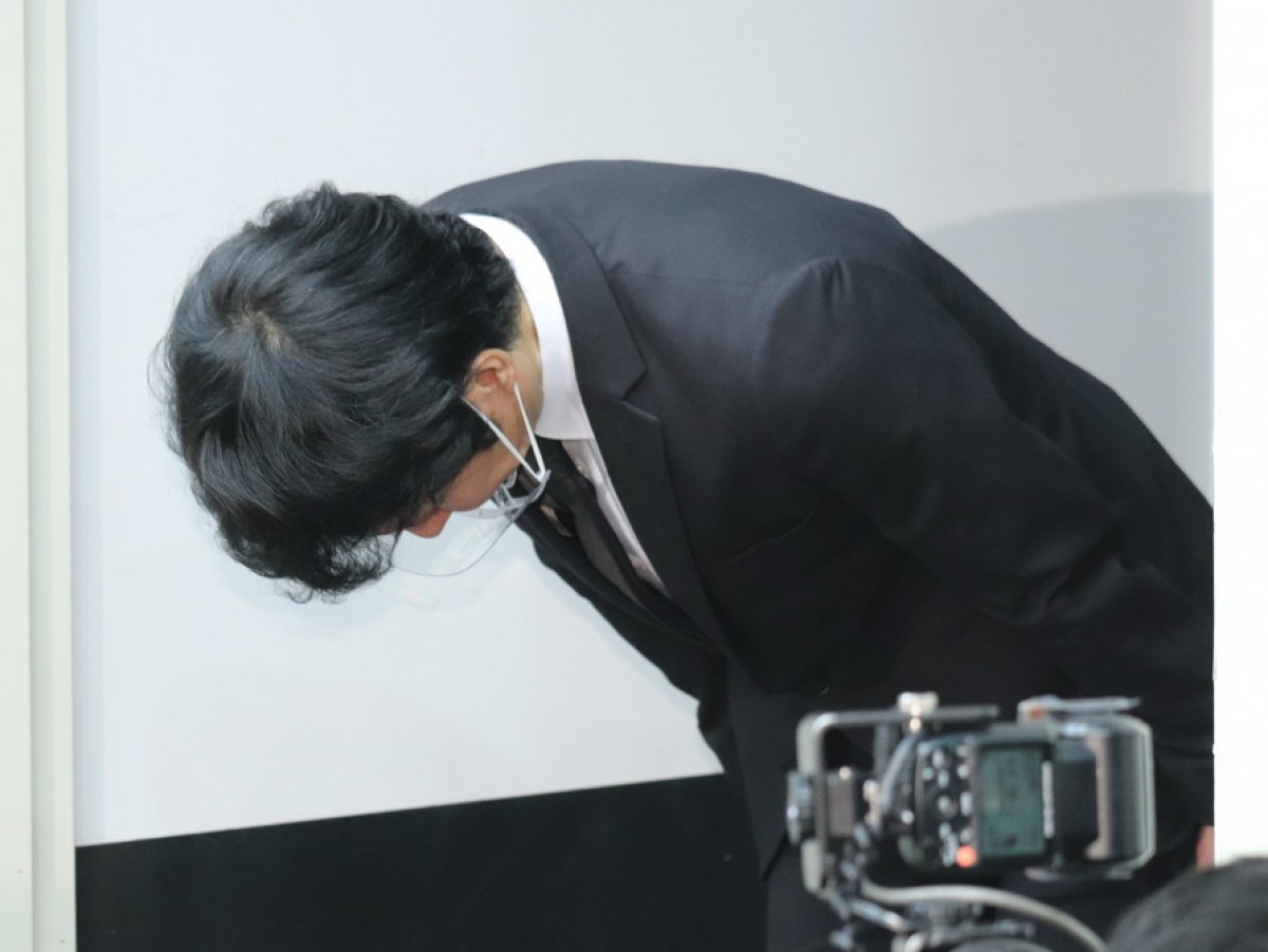 渡部建、不倫騒動を謝罪　気丈に振る舞う妻・佐々木希に対し「本当に心苦しいです」