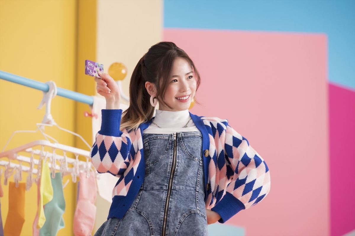 ＮiziUが息ぴったりで踊る！ キレキレのダンスに生まれ変わったNEWフィッツダンス披露