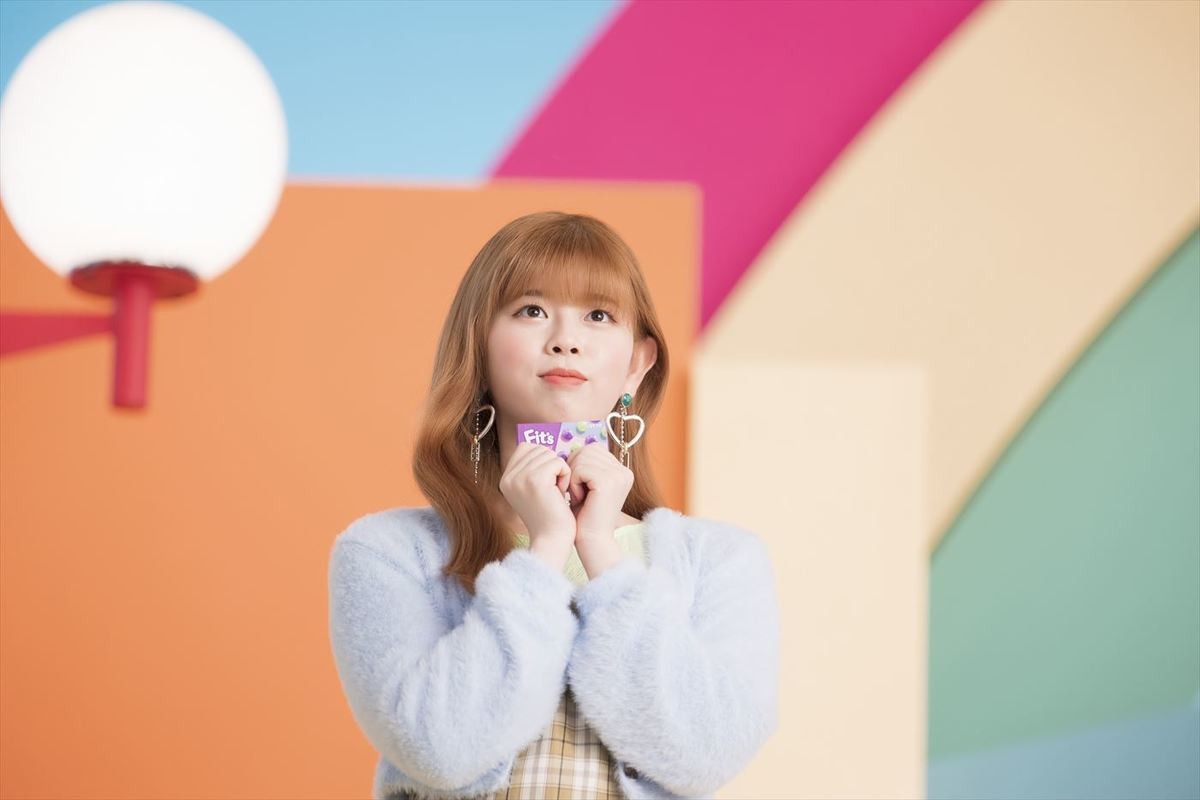 ＮiziUが息ぴったりで踊る！ キレキレのダンスに生まれ変わったNEWフィッツダンス披露