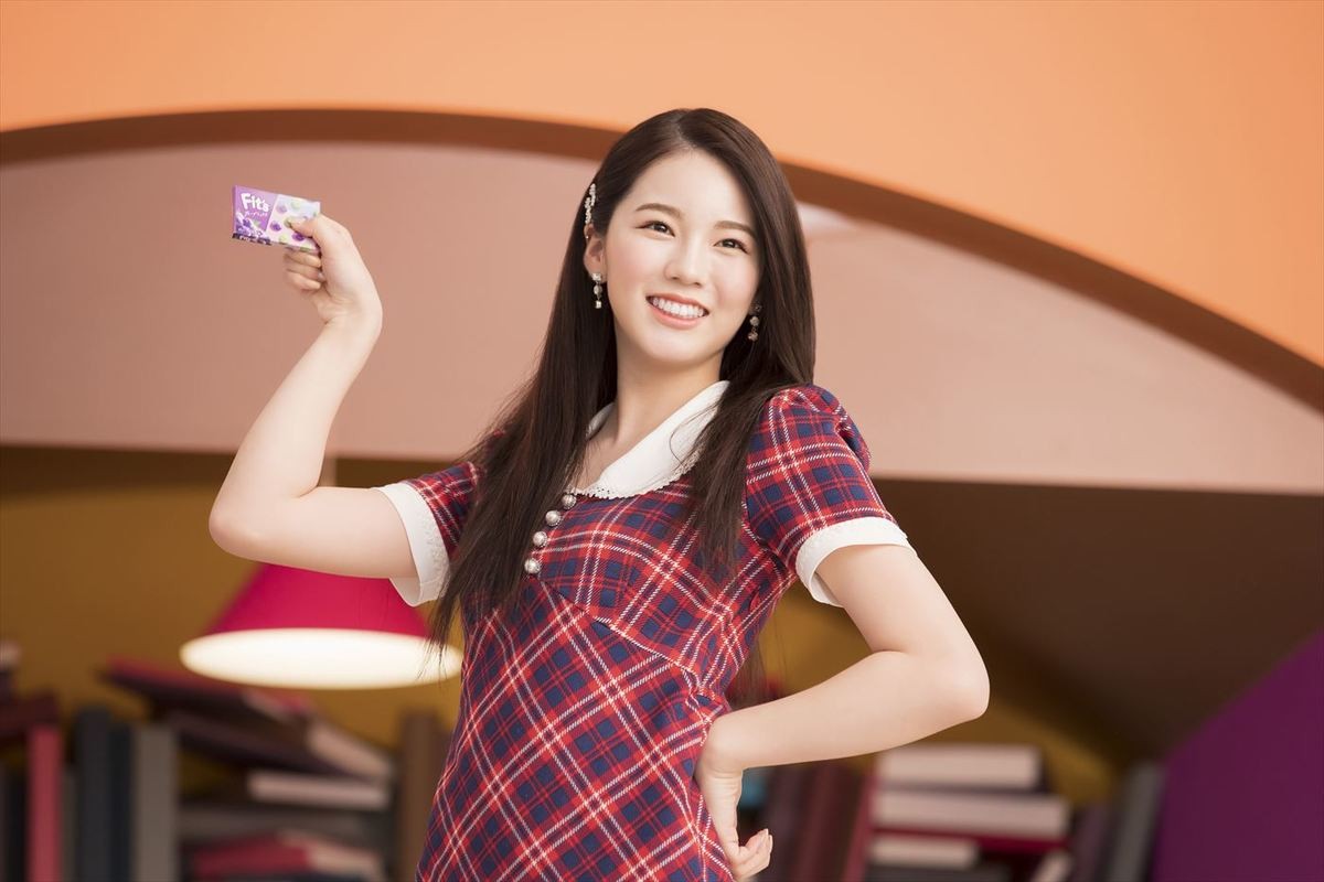 ＮiziUが息ぴったりで踊る！ キレキレのダンスに生まれ変わったNEWフィッツダンス披露