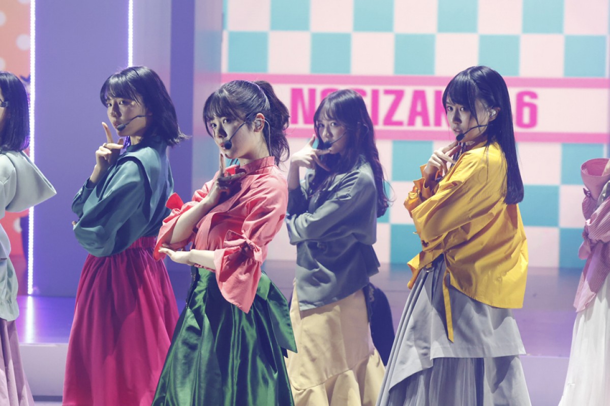 乃木坂46、四期生16人で初ライブ　早川聖来がセンターに