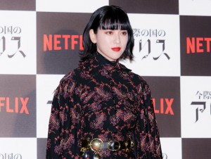 ドラマ『今際の国のアリス』プレミアイベントに登場した三吉彩花
