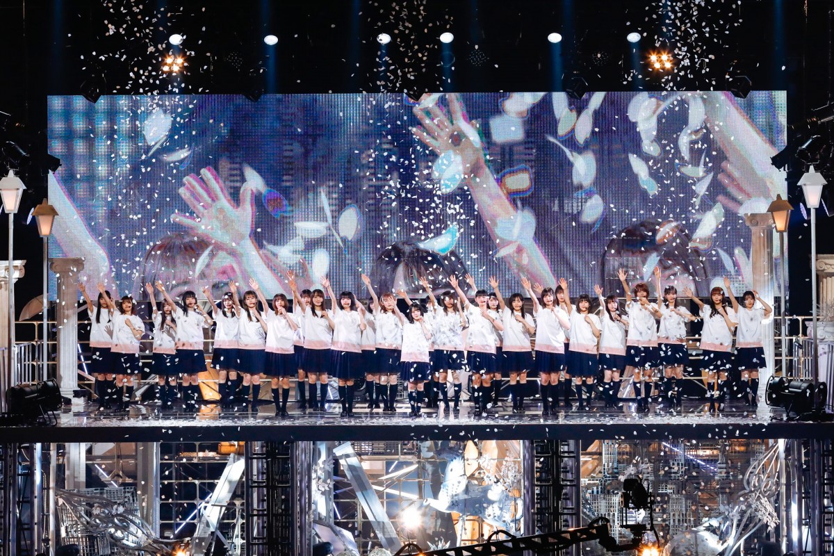 櫻坂46デビューカウントダウンライブ　新曲「櫻坂の詩」 新生「OVERTURE」も初披露