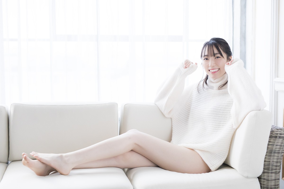 元AKB48・松井咲子、大胆な下着姿も “20代最後の妄想”がテーマの1st写真集