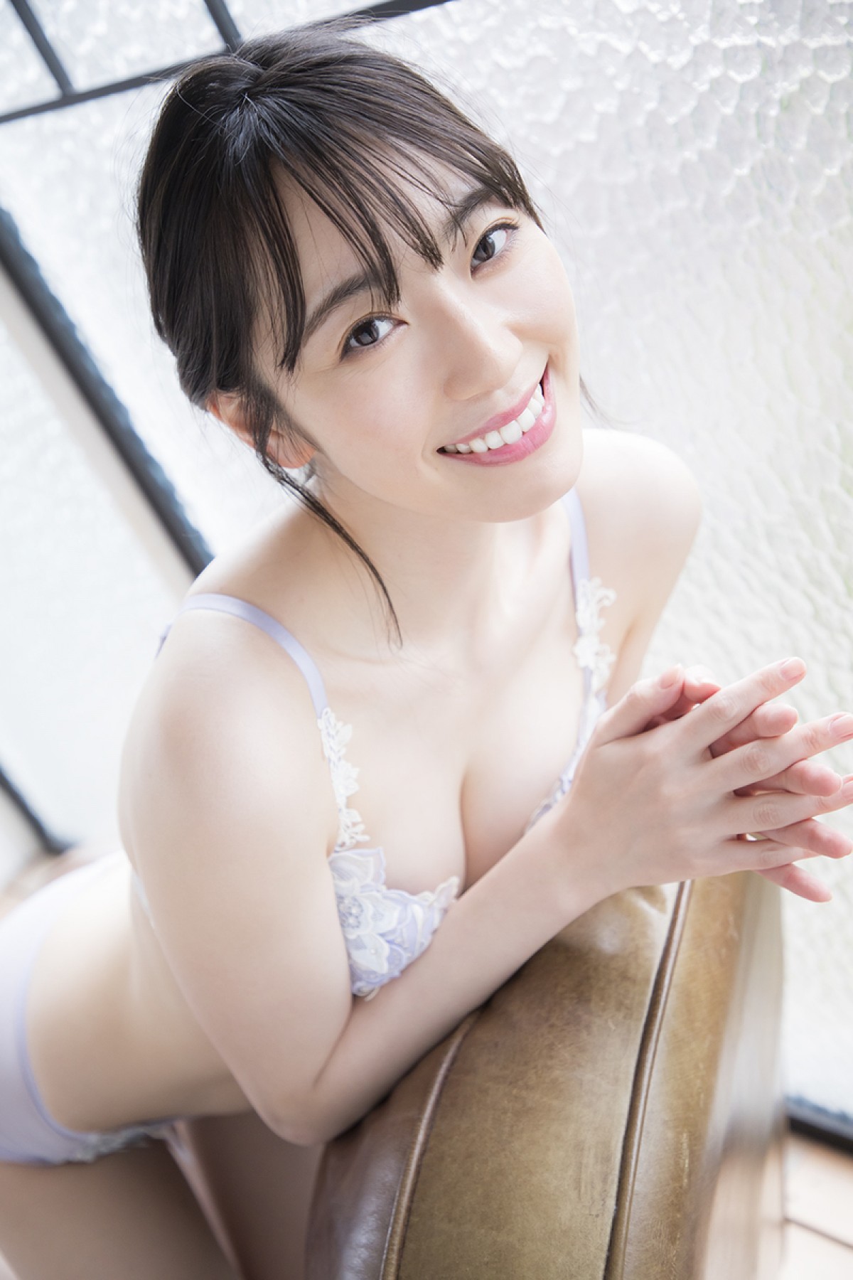 元AKB48・松井咲子、大胆な下着姿も “20代最後の妄想”がテーマの1st写真集