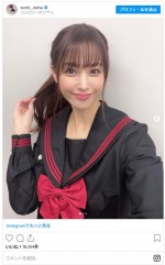 鷲見玲奈、黒セーラー服姿がかわいい！　※「鷲見玲奈」インスタグラム