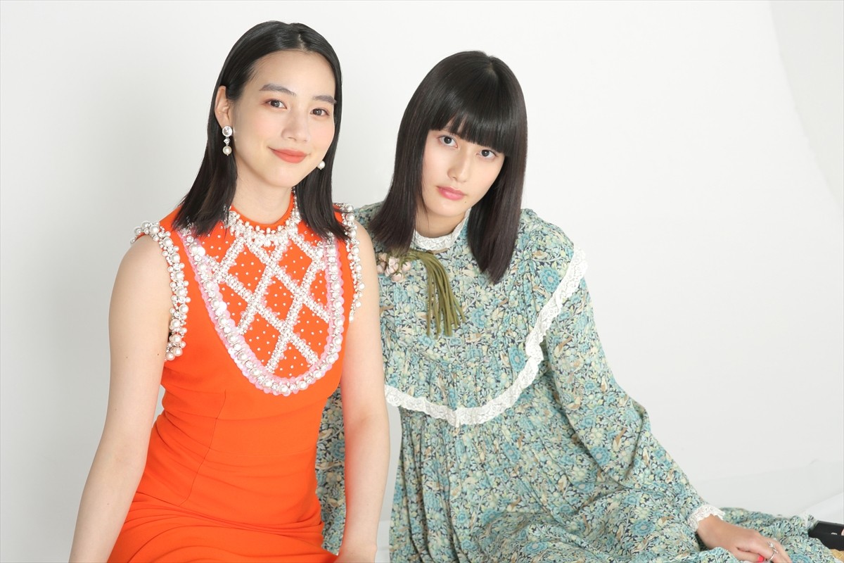 のん＆橋本愛、7年ぶり共演　久々の再会で感じたお互いの“美しさ”