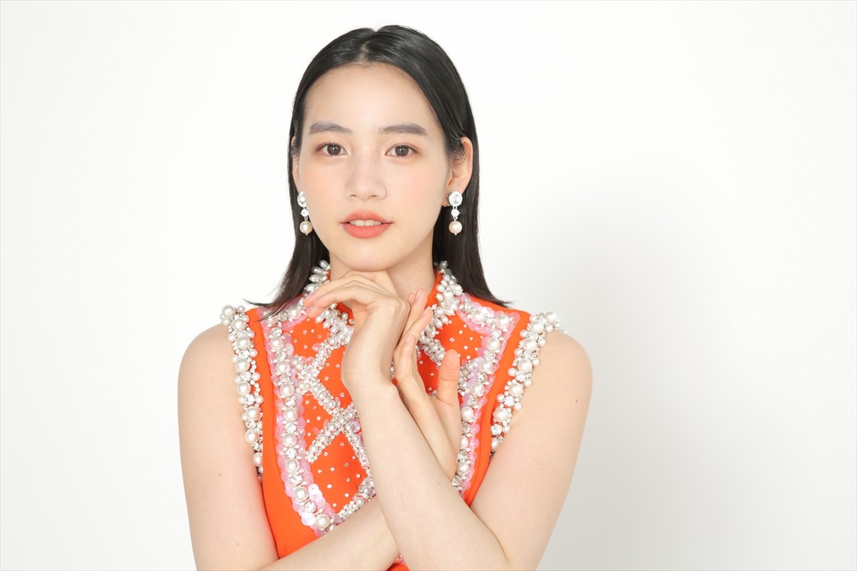 のん＆橋本愛、7年ぶり共演　久々の再会で感じたお互いの“美しさ”
