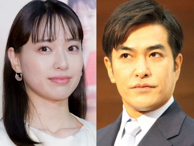 ドラマ『スカーレット』で親子役を演じた(左から)戸田恵梨香、北村一輝