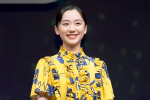 『映画 えんとつ町のプペル』完成披露試写会に登場した芦田愛菜