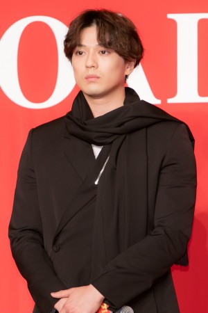 映画『ブレイブ ‐群青戦記‐』製作報告会見に登場した新田真剣佑