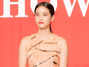 映画『ブレイブ ‐群青戦記‐』製作報告会見に登場した山崎紘菜