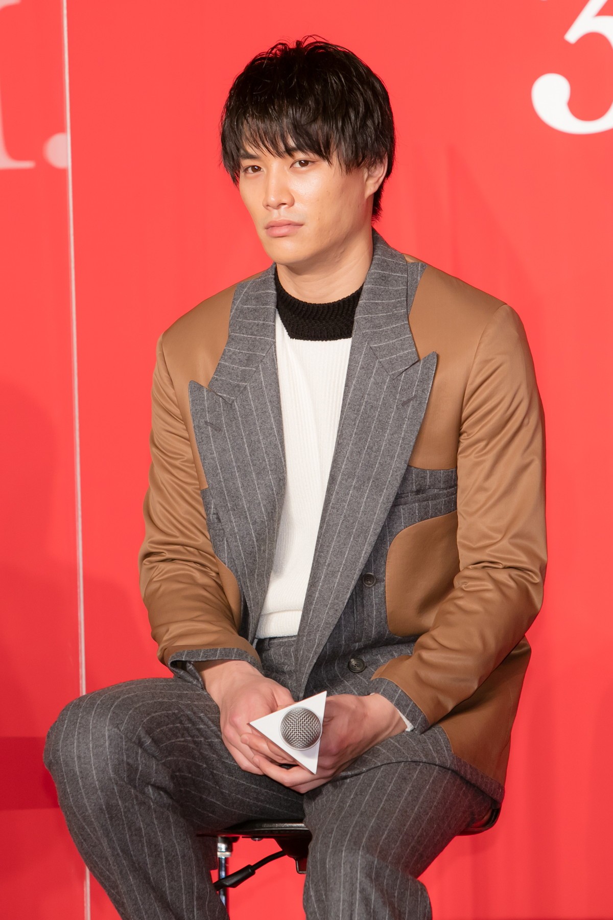 新田真剣佑、三浦春馬さんは「役者になるきっかけをくれた」 共演への思い語る
