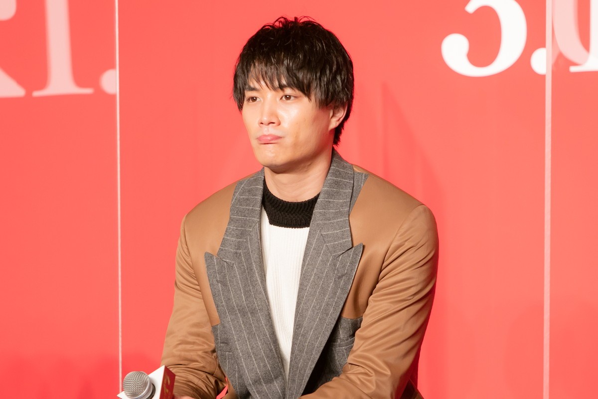 新田真剣佑、三浦春馬さんは「役者になるきっかけをくれた」 共演への思い語る