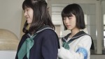 映画『思い、思われ、ふり、ふられ』朱里（浜辺美波）と由奈（福本莉子）