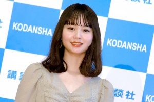 写真集『blow』刊行マスコミ記者会見に登場したNANAMI