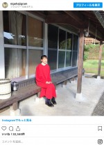 日向ぼっこするガッキー… ※『逃げるは恥だが役に立つ』インスタグラム