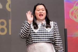 映画『ワンダーウーマン 1984』公開直前イベントに登場したぼる塾・田辺智加