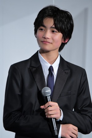 映画『約束のネバーランド』初日舞台あいさつに登場した城桧吏