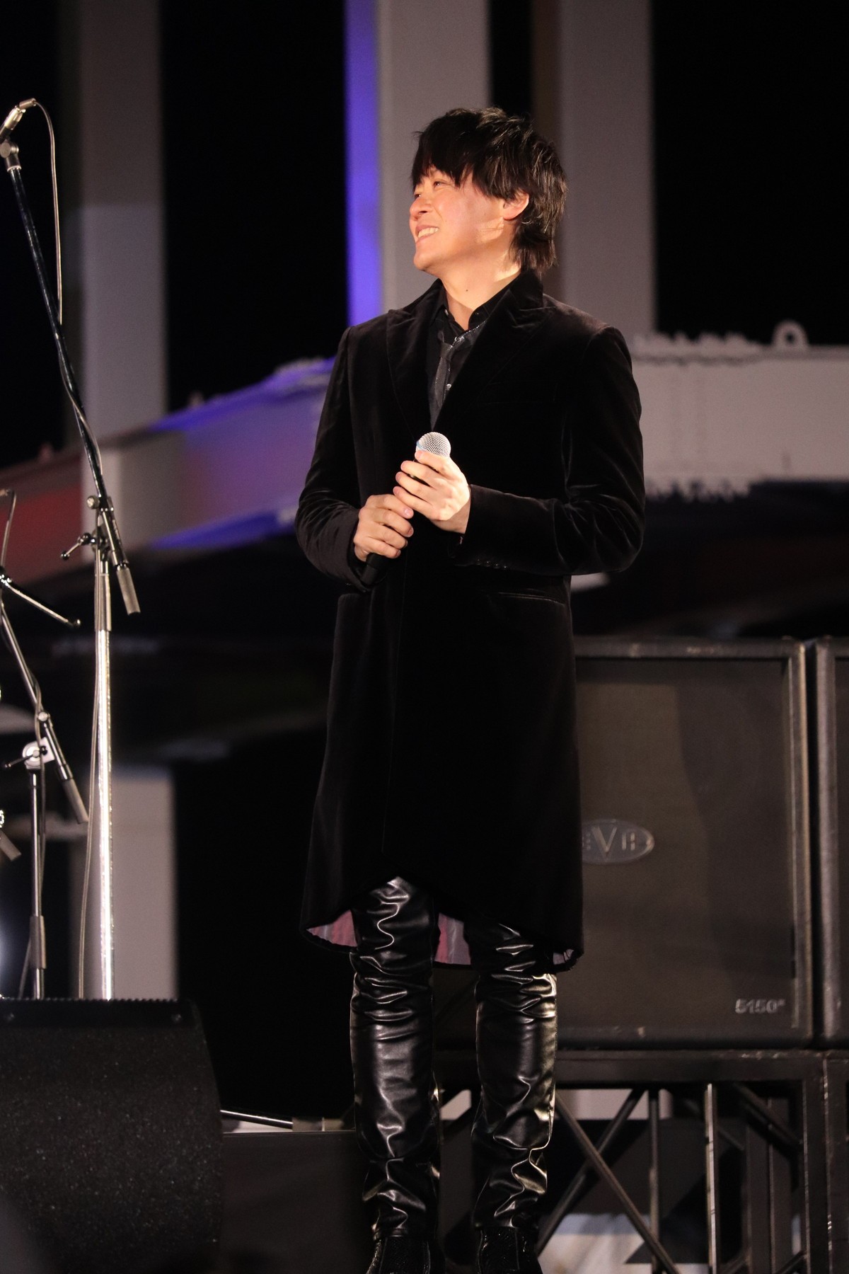 LUNA SEA、動く等身大ガンダムの前で生演奏　SUGIZO「問答無用で涙した」