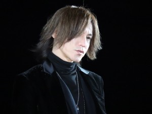 「GUNDAM FACTORY YOKOHAMA」オープニングセレモニーに登場したLUNA SEA・SUGIZO