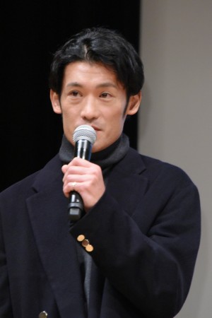 映画『おとなの事情 スマホをのぞいたら』完成披露試写会に登場した淵上泰史