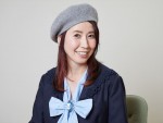【写真】声優・三石琴乃にインタビュー　全身ショット