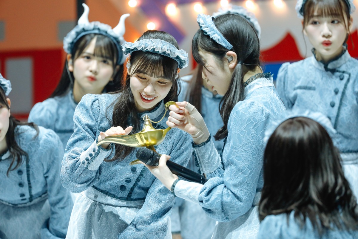 療養中の日向坂46・松田好花、サプライズ登場　涙であいさつ「様子を見ながら少しずつ」＜ひなくり2020＞