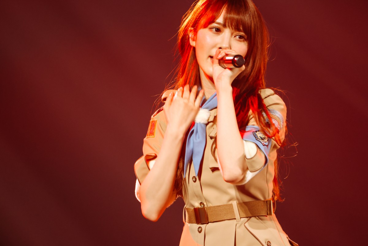 療養中の日向坂46・松田好花、サプライズ登場　涙であいさつ「様子を見ながら少しずつ」＜ひなくり2020＞