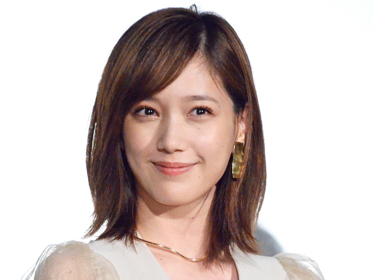 本田翼、私服メンズコーデに反響「メンズを着こなすって流石」「おしゃれ極まりない」