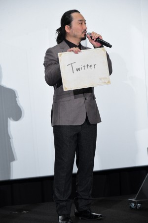 『映画 えんとつ町のプペル』初日舞台あいさつに登場した廣田裕介監督