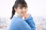 【写真】日向坂46・渡邉美穂　ぶりっ子ポーズも見せる撮り下ろし写真