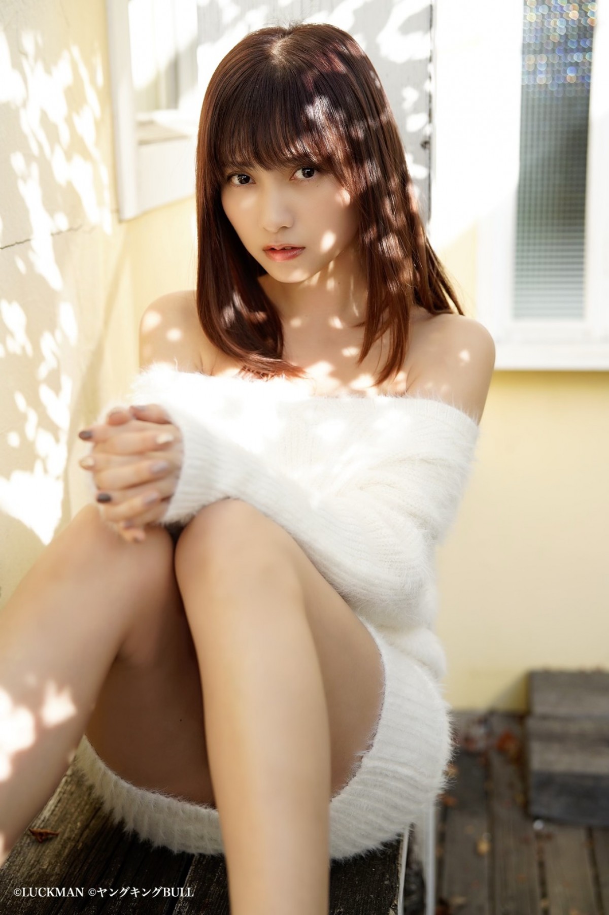 桃月なしこ、2種類のセクシーな”悪女”を体現　26ページのグラビア