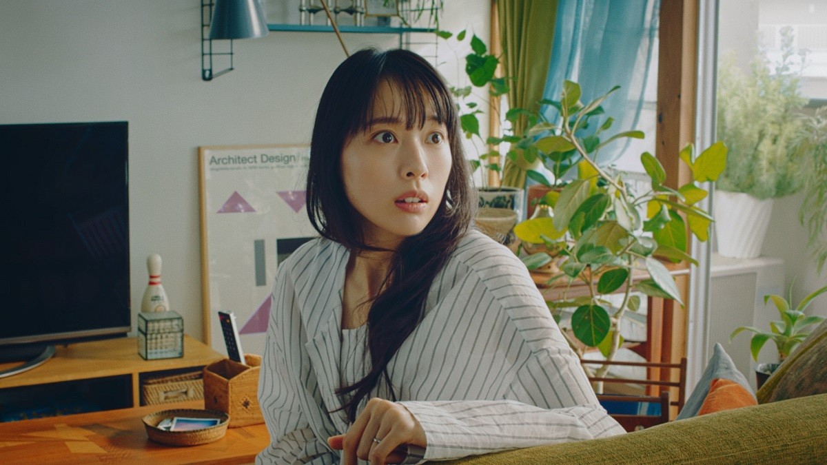 戸田恵梨香のパジャマ姿がかわいい！ 松田翔太と歌いながらの“耳打ち”も