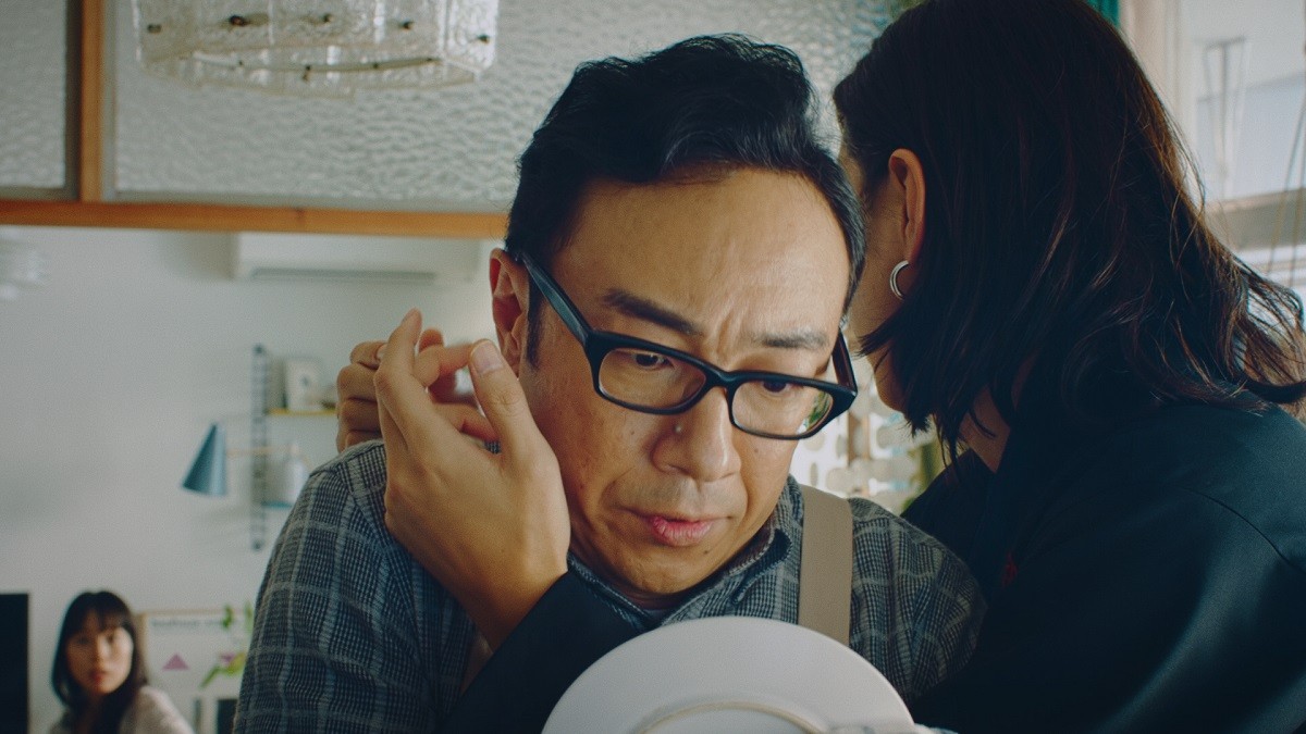 戸田恵梨香のパジャマ姿がかわいい！ 松田翔太と歌いながらの“耳打ち”も