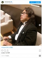 どこでも寝られるロッチ・中岡創一 ※「中岡創一（ロッチ）」インスタグラム