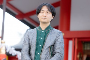 映画『さんかく窓の外側は夜』ヒット祈願イベントに登場した森ガキ侑大監督