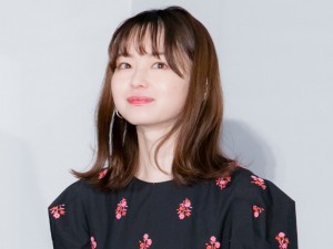 映画『名も無き世界のエンドロール』完成報告会見に登場した山田杏奈