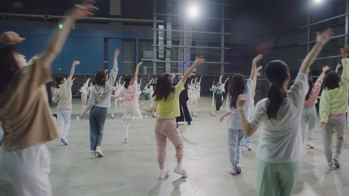 乃木坂46「僕は僕を好きになる」MV公開　“メンバーの生きる姿”を映し出す
