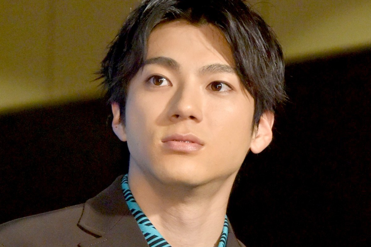 山田裕貴が高校生の問題に立ち向かう教師役に