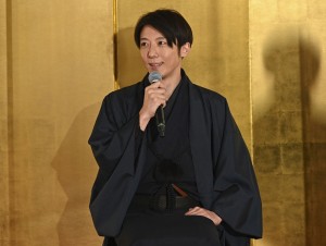 高橋一生、日曜劇場『天国と地獄 ～サイコな2人～』制作発表会見に出席