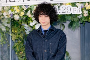 映画『花束みたいな恋をした』完成報告イベントに登場した菅田将暉