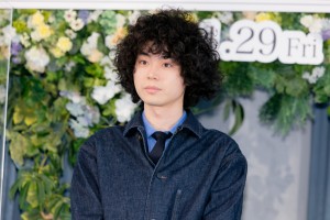 映画『花束みたいな恋をした』完成報告イベントに登場した菅田将暉