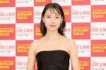 【写真】戸田恵梨香、ブラックのドレス姿が美しい