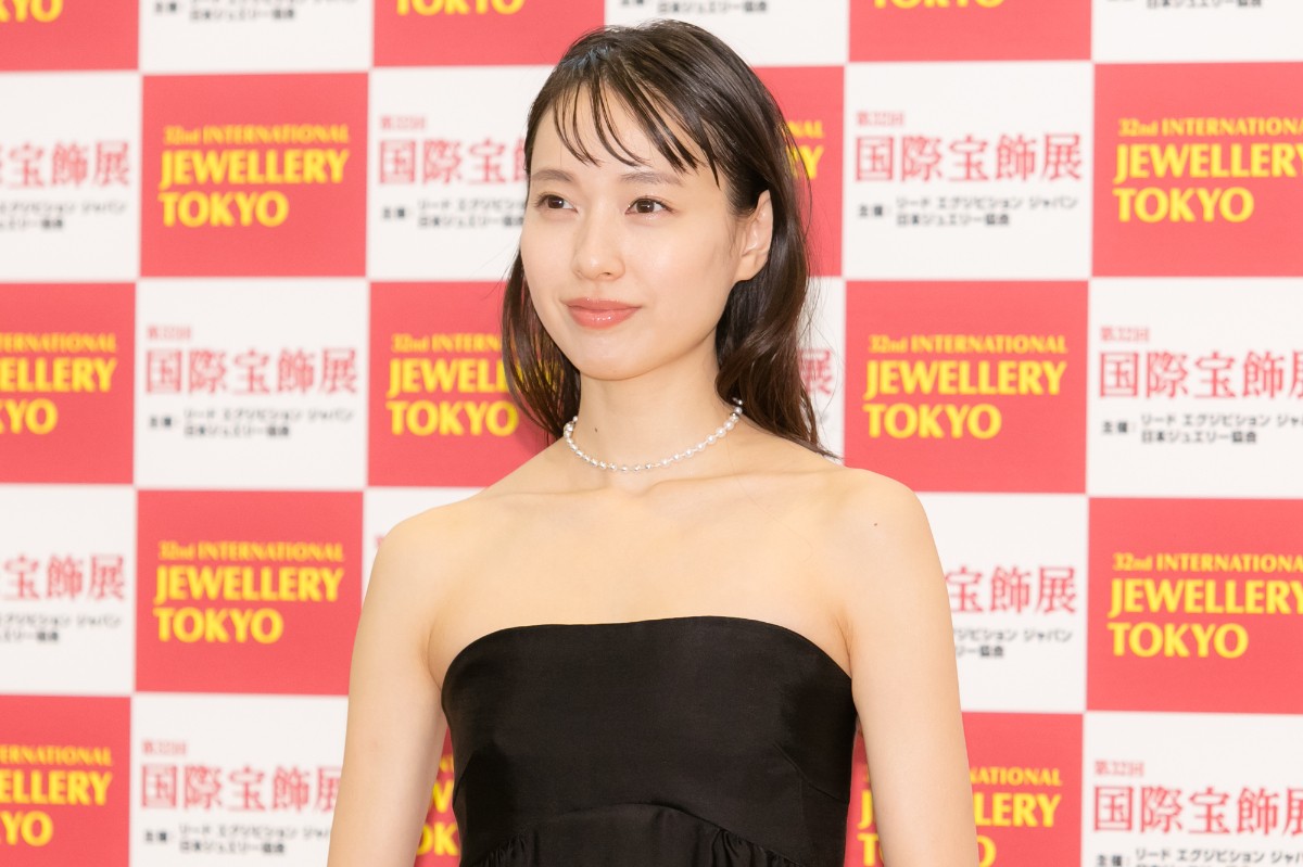 戸田恵梨香、ジュエリーベストドレッサー賞受賞　初ジュエリー秘話を告白